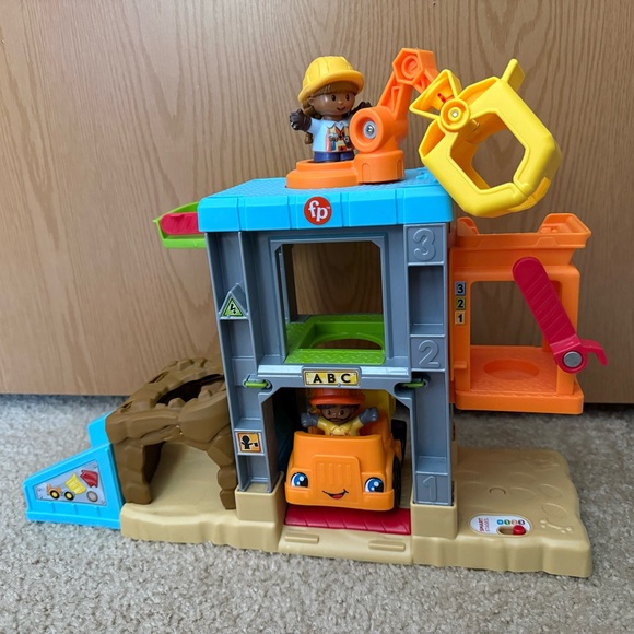 Little People Construction Playset with Figures and Truck - Picture 2 of 4